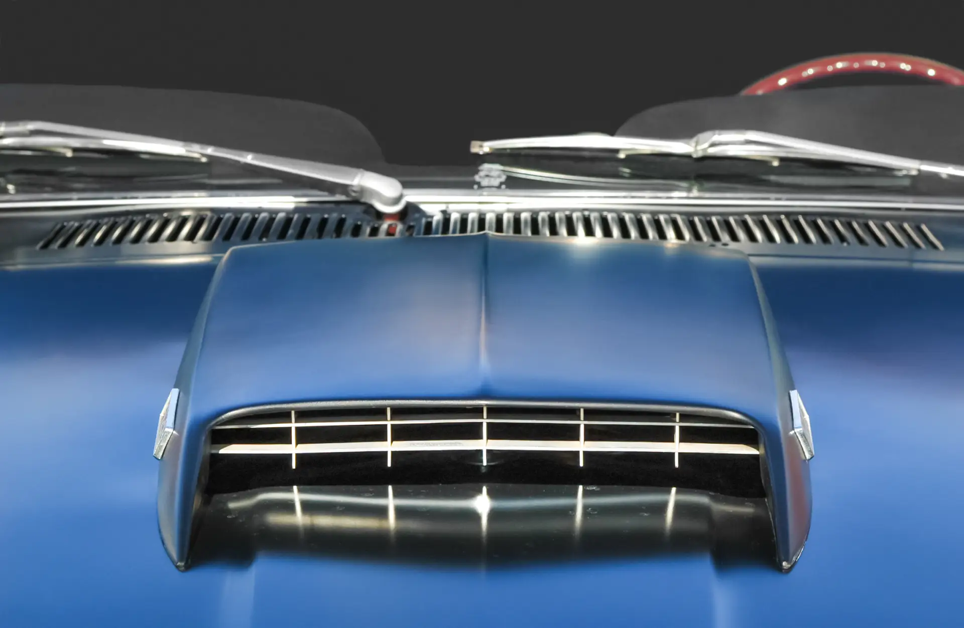 muscle-car-closeup-2025-01-07-04-47-09-utc